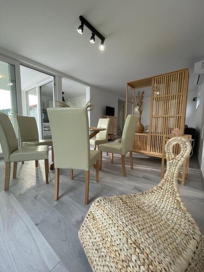 Vila Regina Apartment Regina With Swimming Pool イェゼラ エクステリア 写真