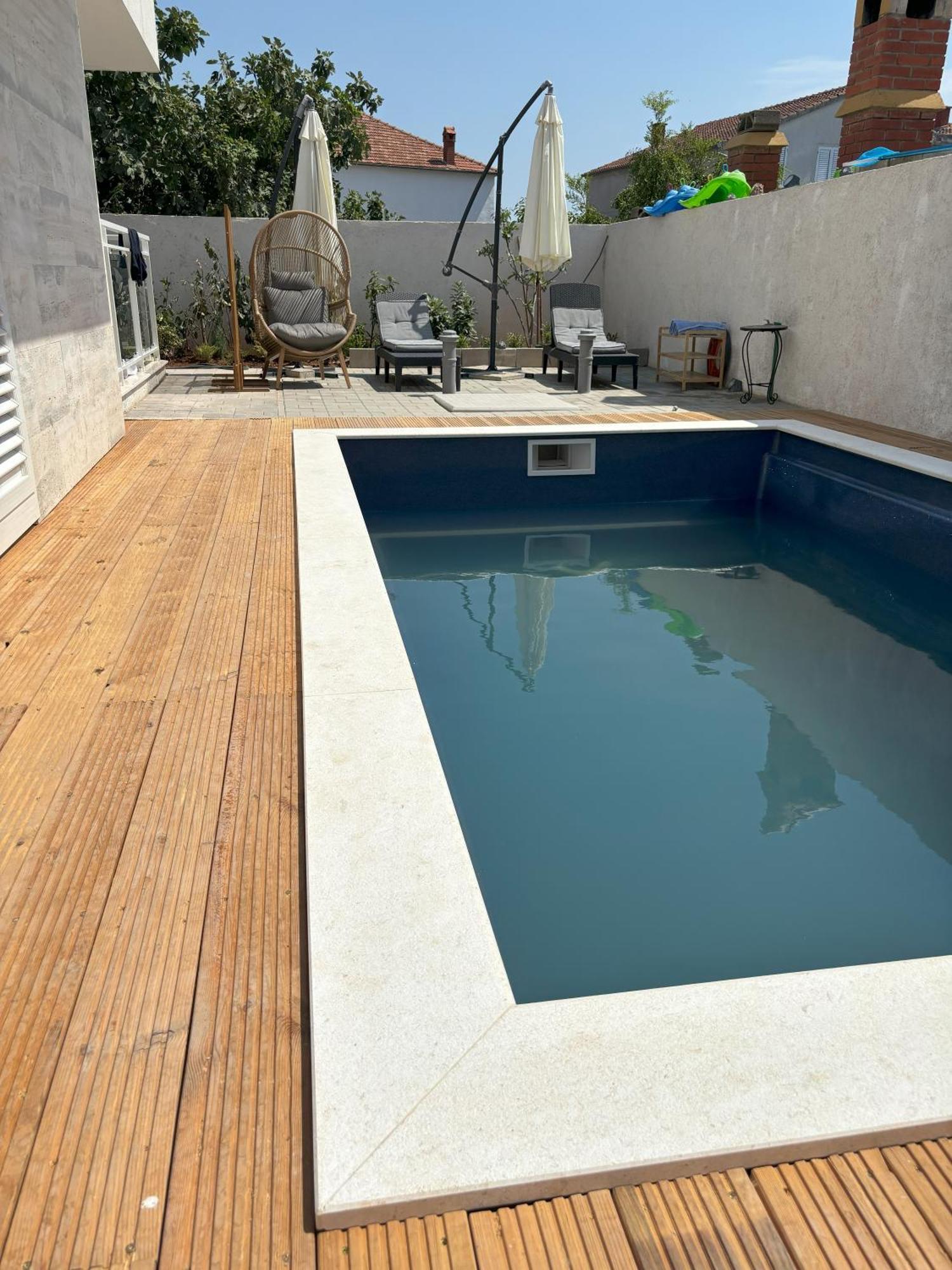 Vila Regina Apartment Regina With Swimming Pool イェゼラ エクステリア 写真